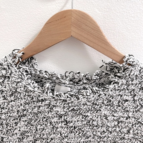 Nic + Zoe Women’s Mixed Fringed Sweater Size Medium - Picture 2 of 5